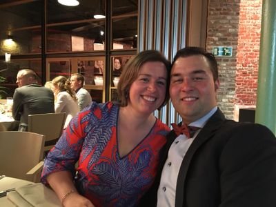 partner van Charlotte 💍
papa van Thomas en Andreas 👨👦👦
agrarisch manager uit Ledegem met
melkvee en akkerbouw 🐄🥕🥔🚜