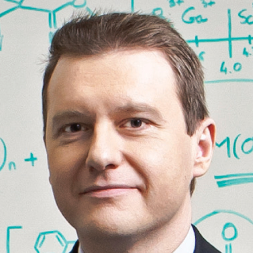 Professor at the Département de chimie- Université Laval - Editor-in-Chief of SynOpen