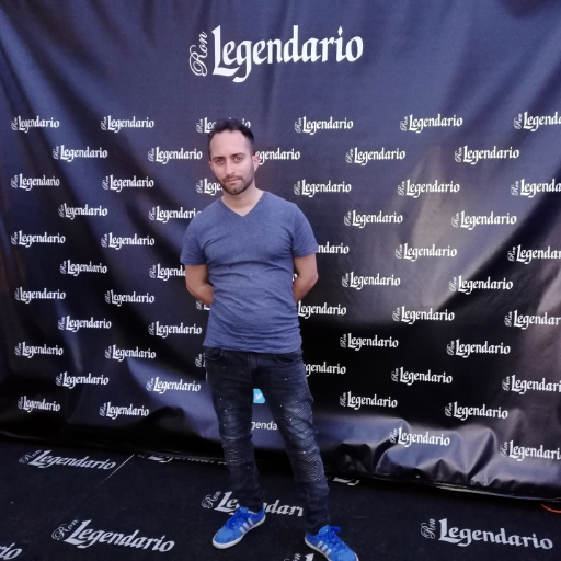 Soy Persona Pública De Tv🎥y Prensa📸💻Influencer en Redes Sociales🖥️✈️🌍Viajero por el Mundo 🛬🏖️🏕️🚝.
