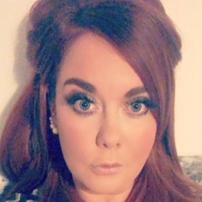 AmandaMay1983's profile picture. 