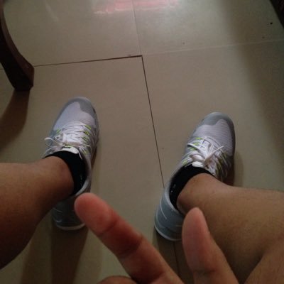 callme_hiirooo's profile picture. Random 🔞 videos, vb 👉🏻👌🏻