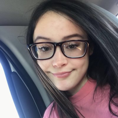 snazzyrea's profile picture. https://t.co/1C2VrlhTZ4