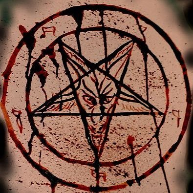 MariusMch's profile picture. “Dieu vaincu deviendra Satan, Satan vainqueur deviendra Dieu.”