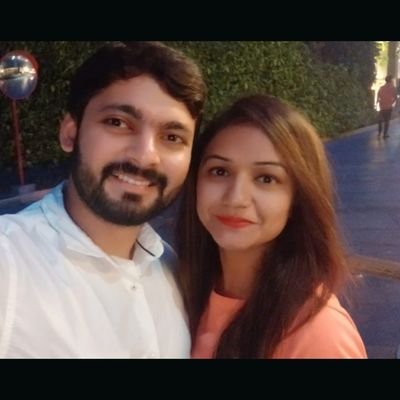 Wanderlust ⤠| Shopaholic | MAD Chocolate Lover ⤠| Music Lover | Movie Buff | Lethargy & Me go hand in hand | Loves SALMAN & SRK in EQUAL Measure ā¤..