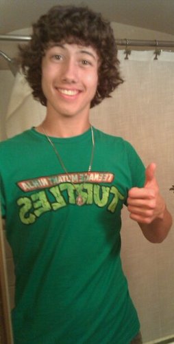 GRRRRizSHAMAZIN's profile picture. i love her now
i alwayz will....
she knows how i am
and she makes my heart pound.
who is the girl im fallin 4??