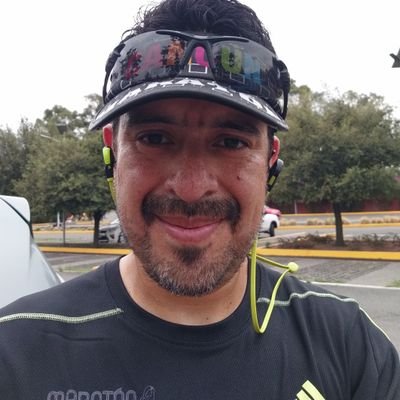 Mexicano 🇲🇽 Tlatelolca de nacimiento, chintololo por adopción, Ingeniero, Administrador, Runner.🏃‍♂️ 
Hazlo, y si te da miedo ... Hazlo con miedo.