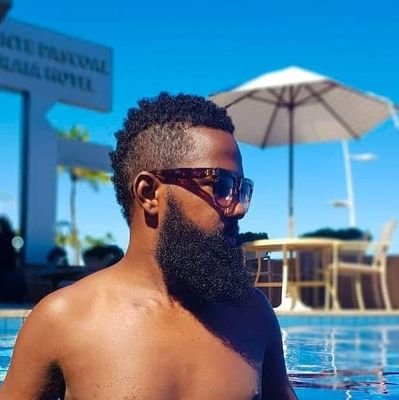 Instagram @jharden13br
torcedor do @Houstonrockets e sósia do @jharden13