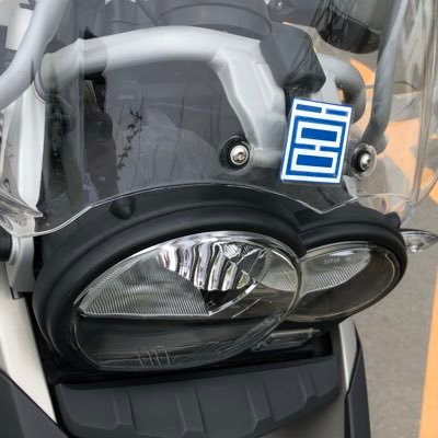 ミヤシです。主な趣味は猫とバイクとキャンプ。なのでバイクも土寄りアトベ寄り。旅と写真と猫が好きなので全国各地を仕事にかこつけて走り回ります。あと猫。