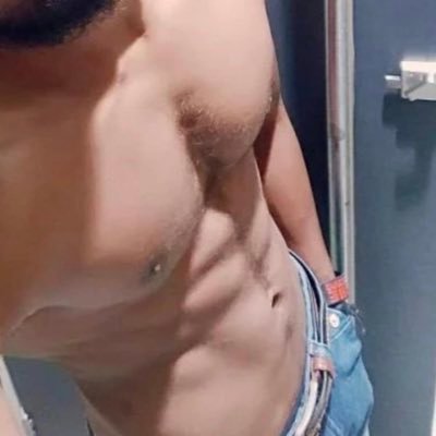 _stheve_'s profile picture. Doctor / Dog lover / Traveler / Fit