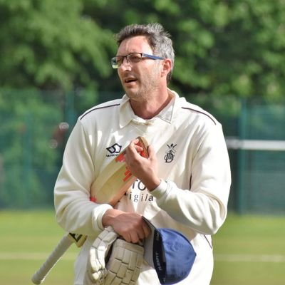 The life and times of a Cricket Club Chairman. Also a splattering of Everton FC related posts.
Born in Taunton, made on the streets of Dumfries!