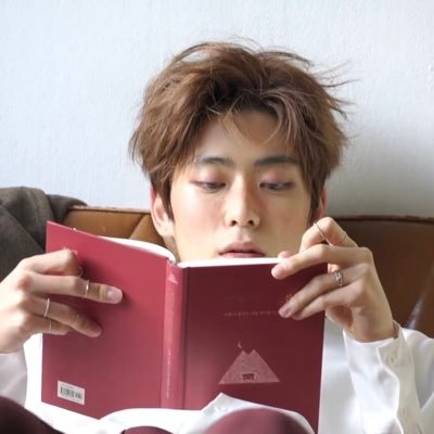 cakestraw124's profile picture. 