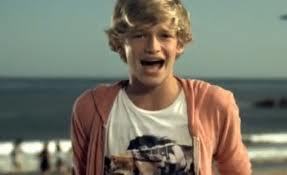 amo o cody simpson !