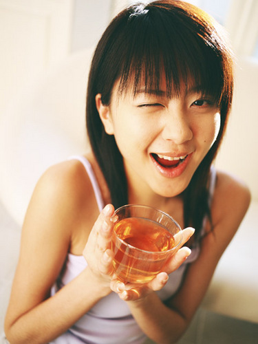 rikako_kitajima's profile picture. ウェディングプランナーのお仕事をしていますっ。
決して楽な仕事ではないけれど、客様の喜ぶ顔が生きがいです♪
うれし泣きをしたときには、思わずもらい泣きをしてしまいます。
仕事のことや、日々の出来事などをコッソリつぶやこうと思います☆彡