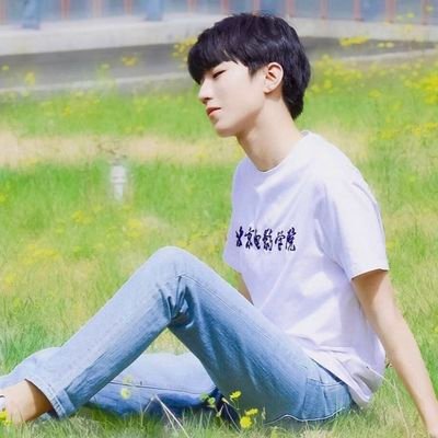 中国と日本のハーフ🇨🇳🇯🇵
#TFBOYSだけを応援させて頂いております
twitter直ってから結構たった
フォロバ100%
中国語と日本語喋れます
粉丝
あと、コンパスにもはまってます。
もう1つ水槽のaquariumer目指してることが最近の目標ですかね。。。↑↑↑
