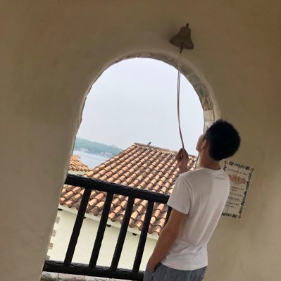 yonbeloven's profile picture. 墓地で大麻を売るイラン人🇮🇷