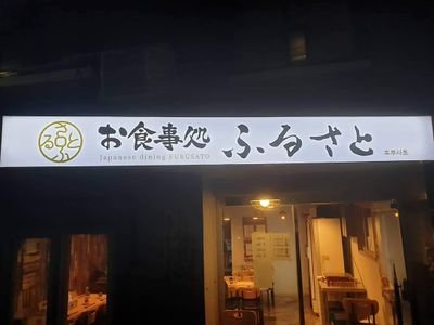 1UkauXyRjGJc4va's profile picture. 