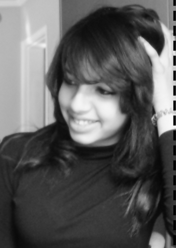 I am Naay Gonçalves . and have 14 years =D ...  'Why can't we break this silence finally ' .     kisses :T
