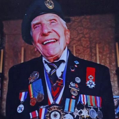 Steve74582047's profile picture. Not easily pleased!