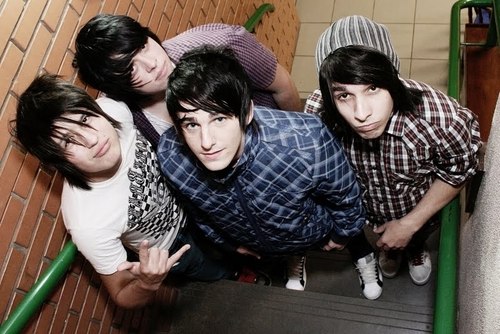 Fc dedicado a esses meninos lindos e fofos q vão estouraaar nas paradas *-*
Since:03.10.2010
Moderadoras:@victoriasiq e @Liih_Fresno *--*