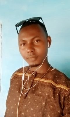 bakarydarboe10's profile picture. school boy one love one hat