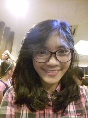 cahyaniwau's profile picture. be your self