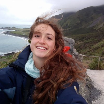 AliceDe79104219's profile picture. 