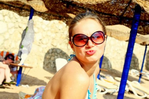 kneipeFuerth's profile picture. Ich sehe mich wie eine Farbe: Grün. Farben sind häufig nett anzusehen, aber sie haben keine zweiHände zum Schreiben!