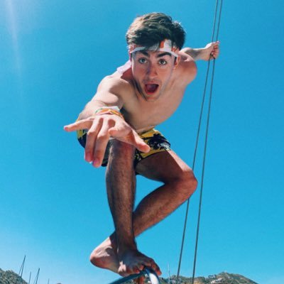 nicsuarezz's profile picture. 