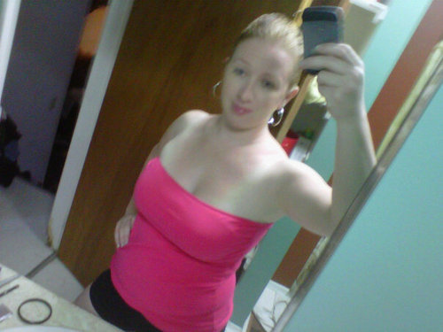 Jewelz519's profile picture. 