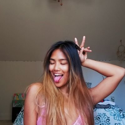 bass_brat123's profile picture. 