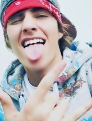 netim16's profile picture. :]