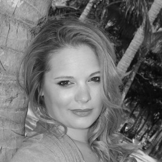 Proud Mama to Sofia & Grace. Founder of Consider It Dunn. Events Manager by day & shopaholic, shoe collector & lover of travel by night.