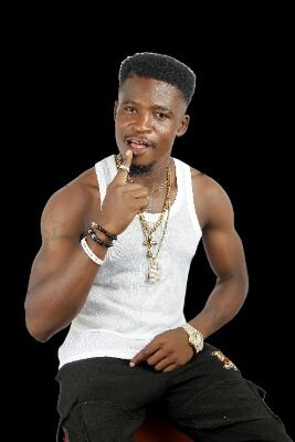 Am On-Point, a Reggae pop music artist / song writer,
an event host/ stand up comedian & an Actor.
Entertainment blood in my vain.
#Always good 2go .