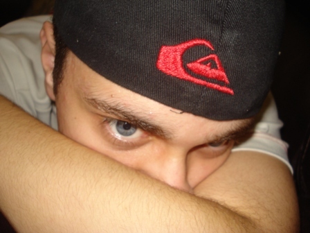 Jornalista. Otário. Gamer. Antiquado. Excêntrico. Niilista. Misantropo. Não  necessariamente nessa ordem. https://t.co/Tu0HS3pf0l
