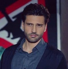 Kaanurgancioglu
Birthday 8 may