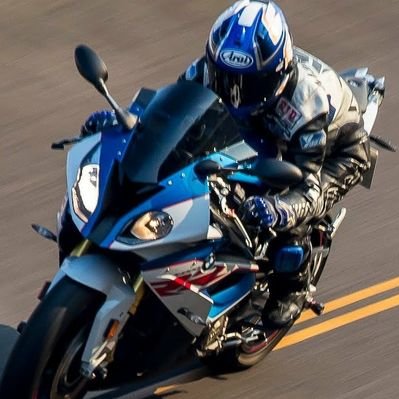 ラー油 速報 対向車に足蹴りヤエーした動画をあげて炎上したキョウさんライダー君 足蹴りヤエーステッカー発売 ラー油 速報 対向車に足蹴りヤエーした動画をあげて炎上したキョウさんライダー君 足蹴りヤエーステッカー発売