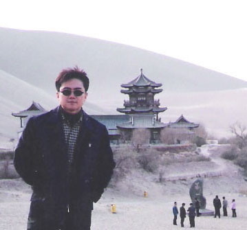 trtshs's profile picture. 중국 심천에서 열심히 살고 있슴.....