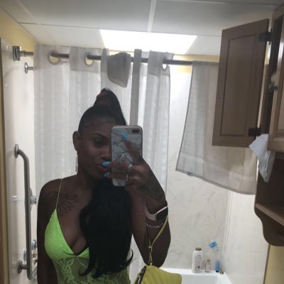 imgorgeouss's profile picture. New Account