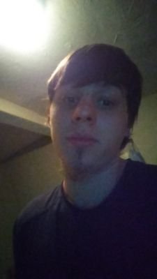 I love to stream im just a friendly gamer here trying to brighten up the community and have a few laughs along the way