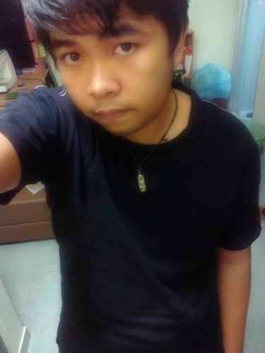 bloggerboyz's profile picture. hi..i'm amirul iskandar.u can call me amirul..i'm 17 years old.i like music cause it relaxing and like to travel anywere cause i like adventure..