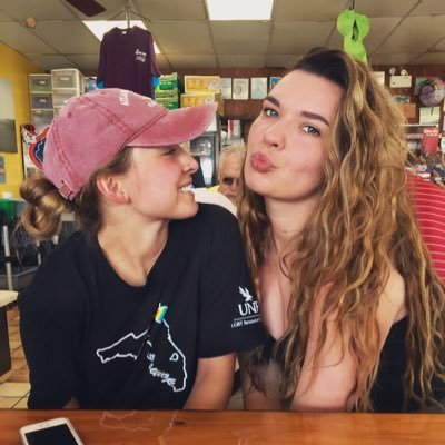 sierrapedersen5's profile picture. not vegan🌮