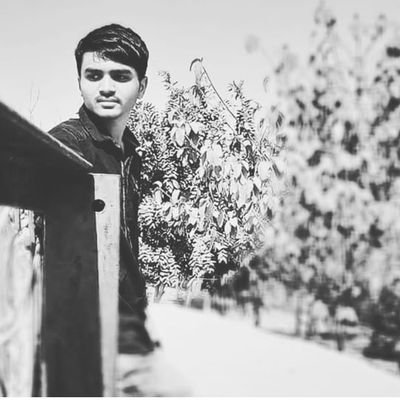 RajkumarRupapa2's profile picture. #patidar 
➡️i am 😁 smily ❤
single 😥 but happy😀
@rajkumar_rupapara is my Insta account 😊
#indian 
hey guys keep smile ...😁