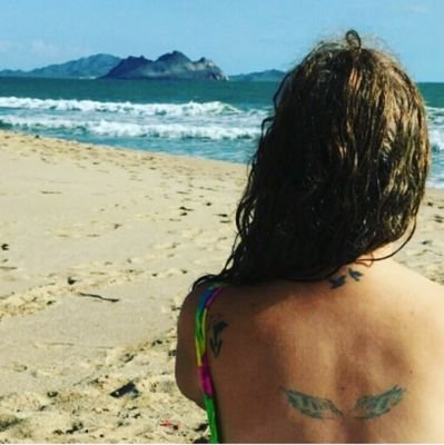 GuisheRo's profile picture. animalista, medio ambientalista y feminista 💜.
Fan #1 de Gustavo Cerati.
Mis opiniones son mías.
Periodista en receso.