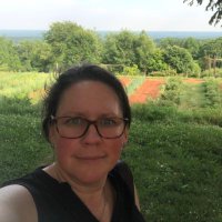 Laura Reed (@amustreed) 's Twitter Profile