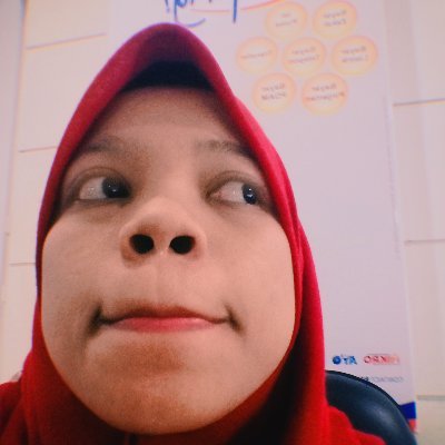 IZheyeng's profile picture. Hmm