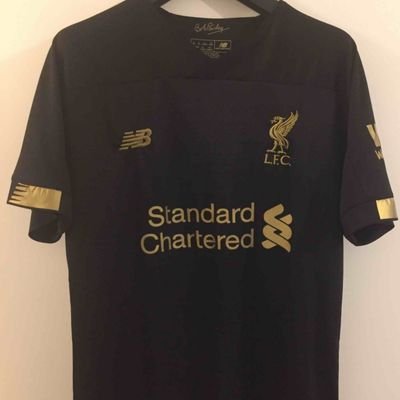 Bringing you the best football content, want your teams replica football shirt, Any team available, less than half of the price. Please DM for more info.