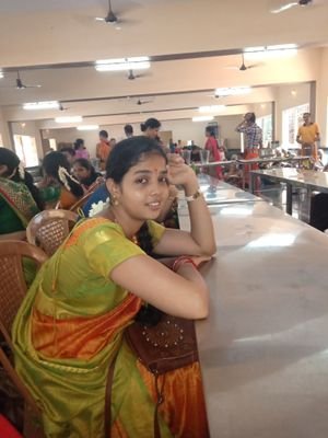 ravita_k's profile picture. 