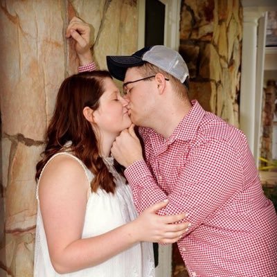 ashleyshad2020's profile picture. 