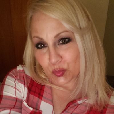 heavnis4real's profile picture. I'm only here for the smiles 🐳 🐡 🐠















No DMs please 🦈 🦀