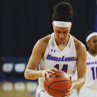 BriStiers's profile picture. uml wbb#14💙 co➡️mo➡️ma